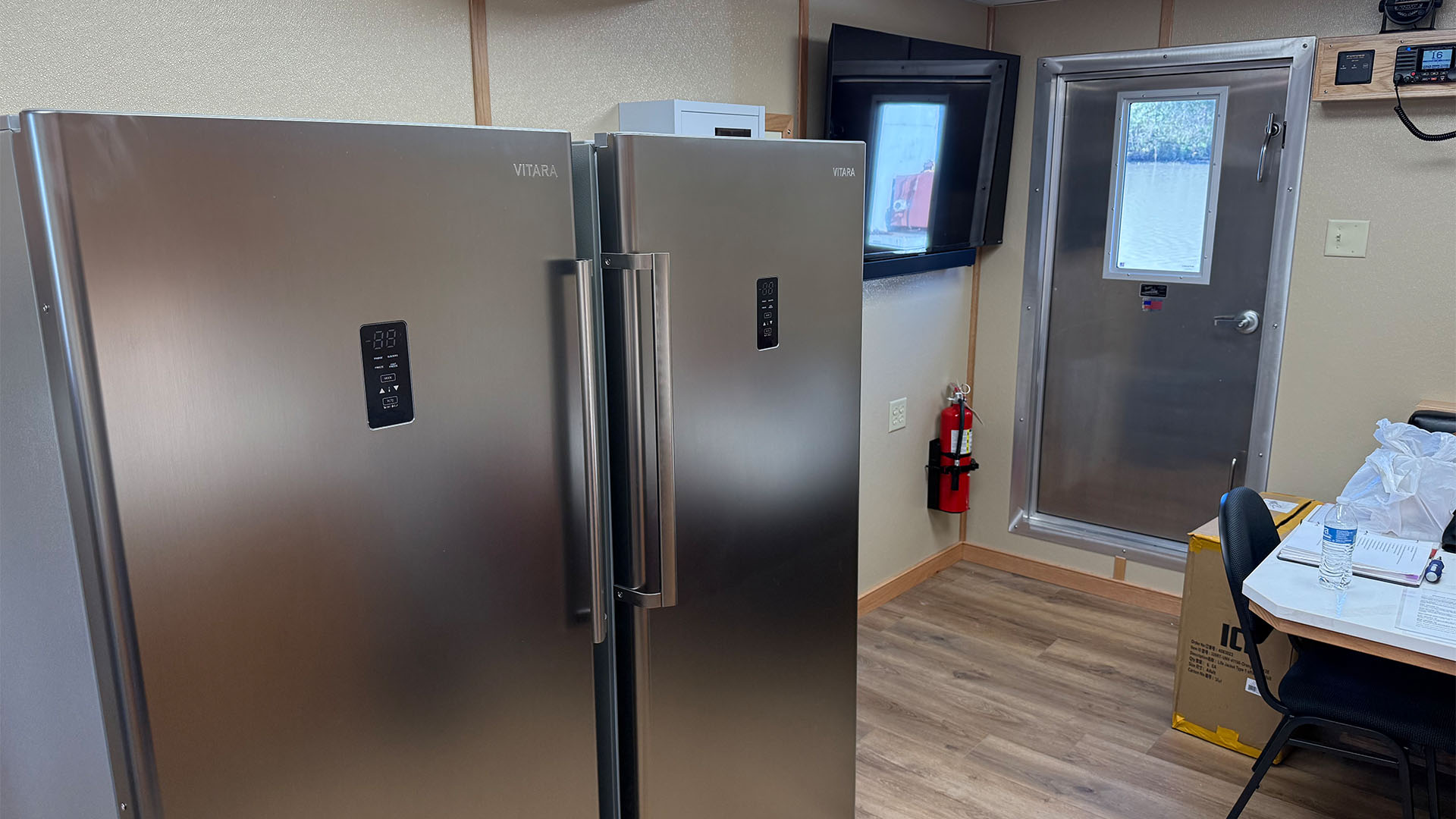 Our Boats verret boat pics 0002 interior 3